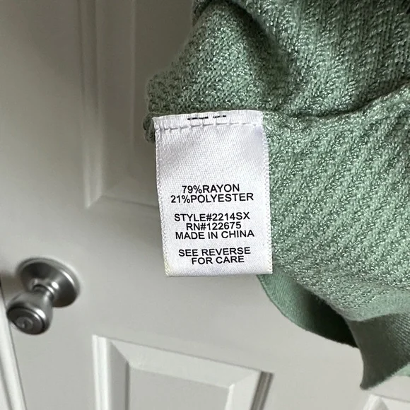 Green Women's Crew Neck Sweater - Picture 5 of 6